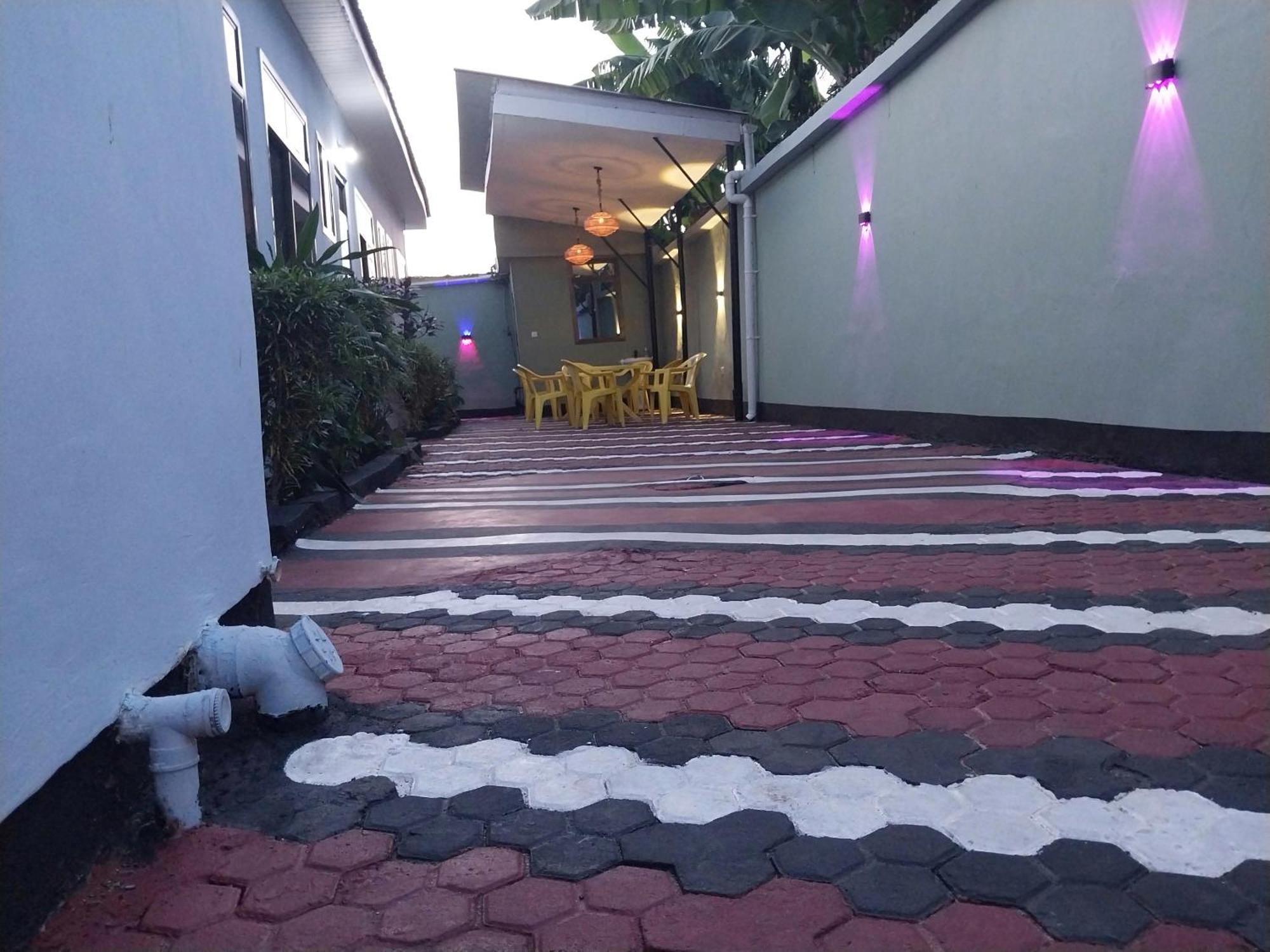 California Lodge 바가모요 외부 사진